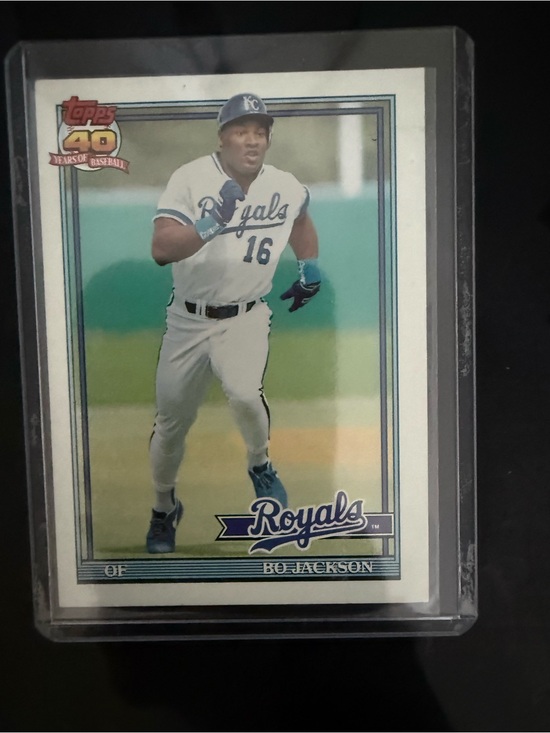Other - 1991 Topps Bo Jackson #600
Baseball Card